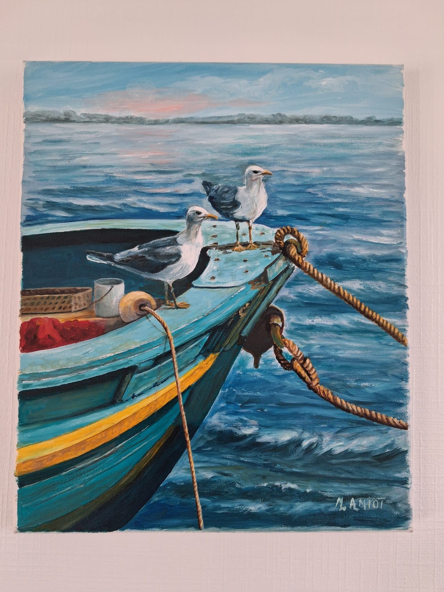 Les mouettes accrochée au mur, photographiée chez l'artiste.